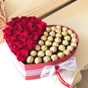  Manavgat Florist - Roses and Ferrero Rocher