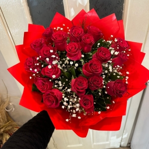 Manavgat Florist - 21 Red Roses Bouquet
